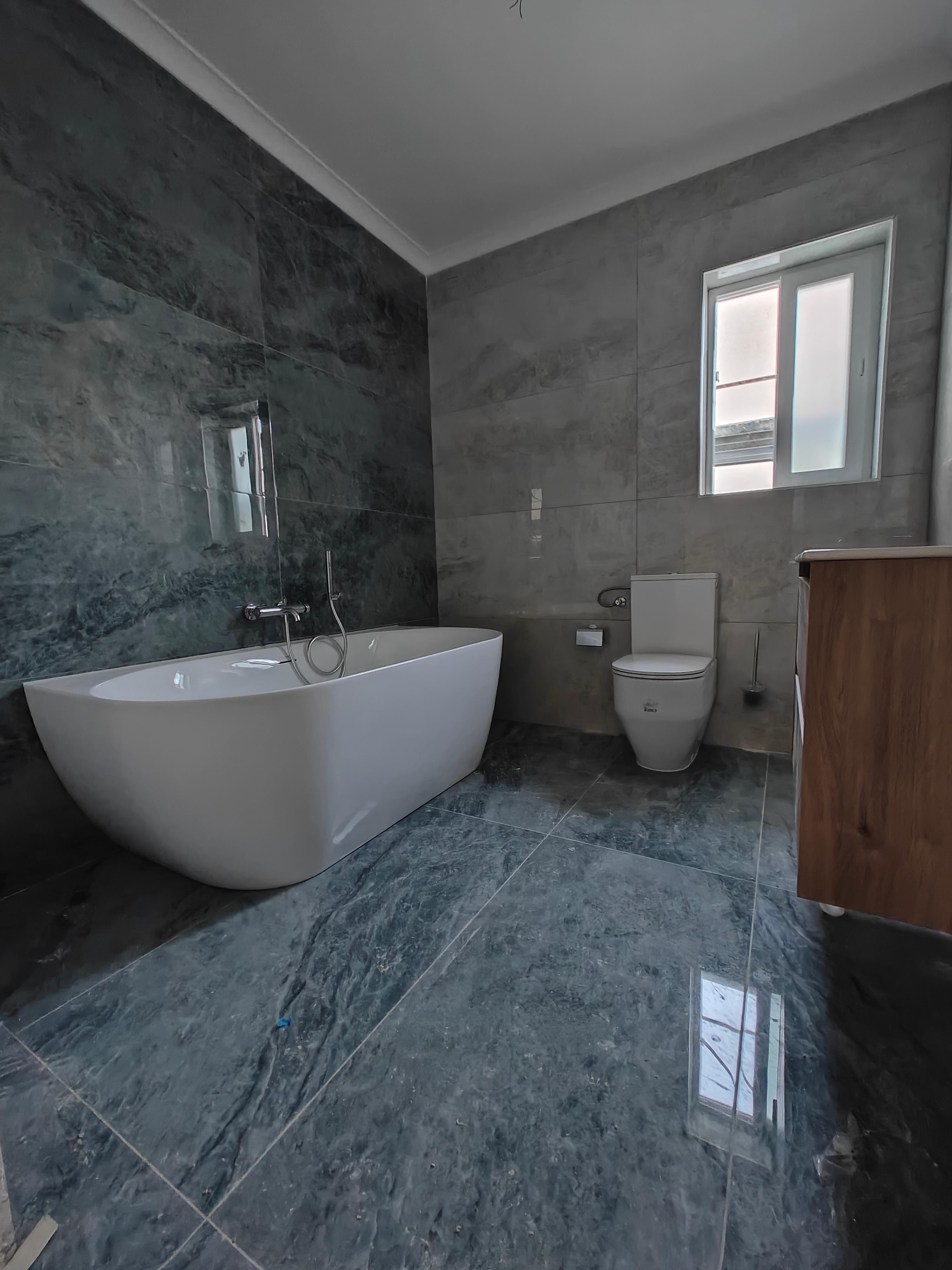 Bathroom Installation — photo 4